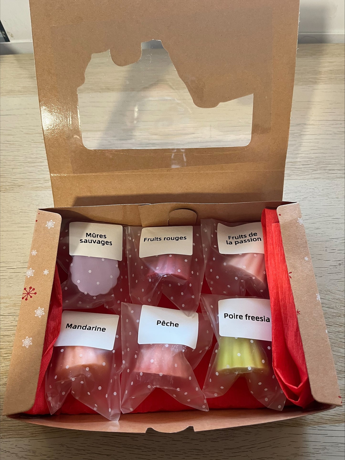 Fruity box (6 random scents)