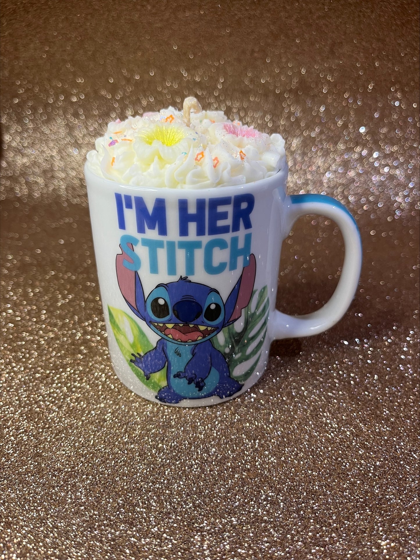 Stitch Mug with Monoï Peach scent